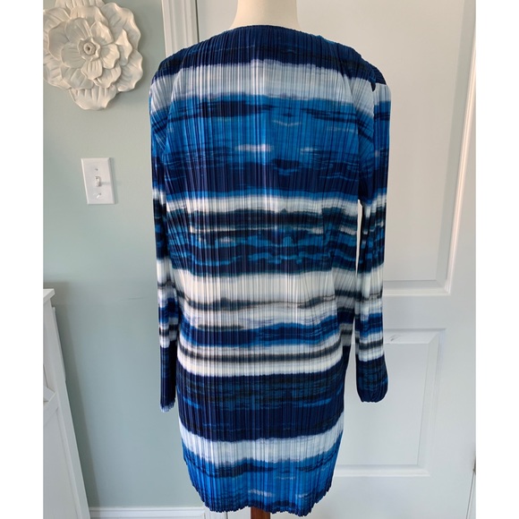 Chico’s wrap - Picture 2 of 3